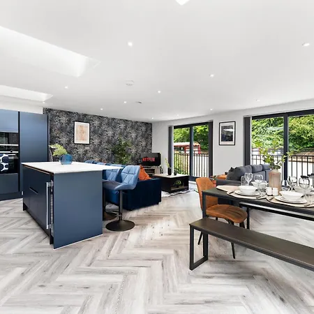 Stylish Large Leeds - Parking Apartment Leeds (West Yorkshire)