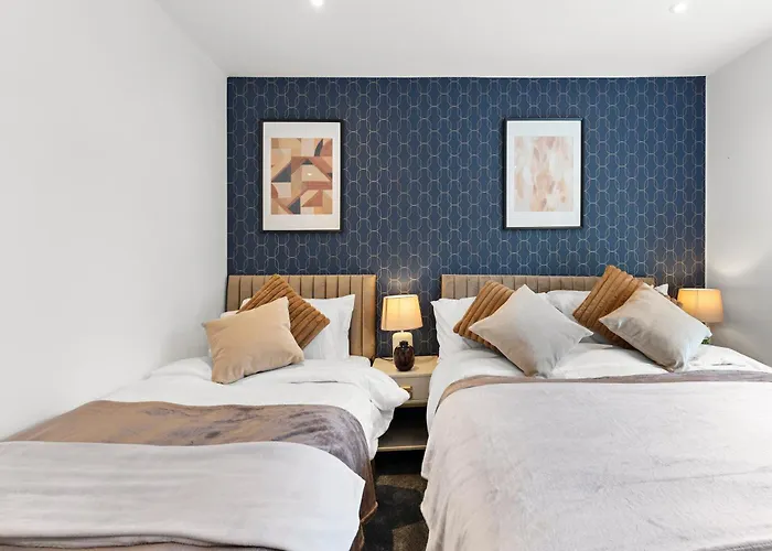 Stylish Large - Parking Appartement *